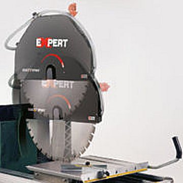 Expert 700