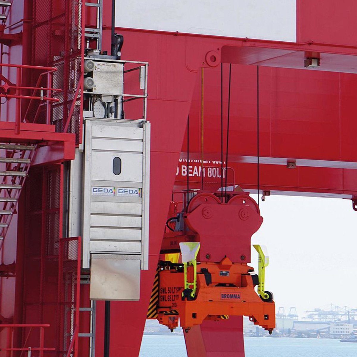 SH - Container Crane